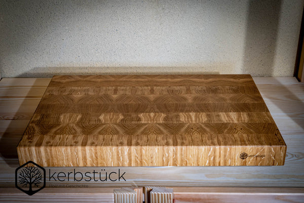 Endgrain-Schneidebrett  „Eiche Bookmatch"